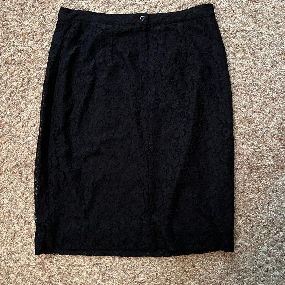Joan Rivers Black Floral Lace Pencil Skirt